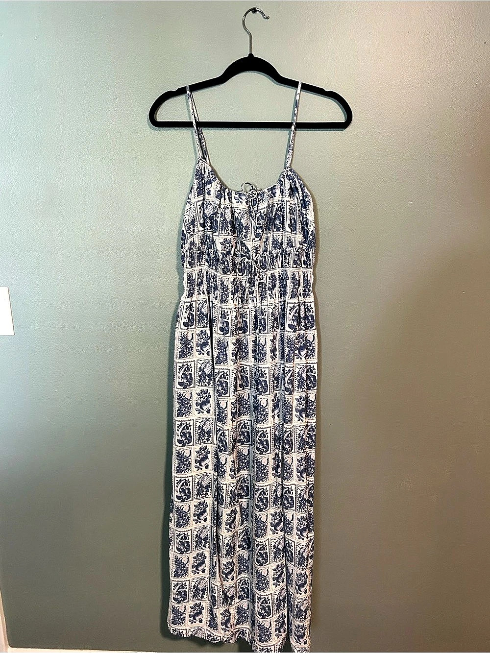 Abercrombie & Fitch Blue & White Printed Maxi Dress Like New size L